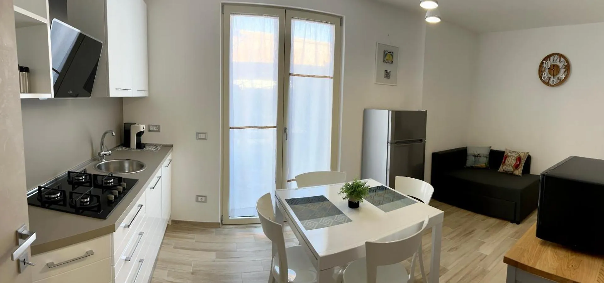 Civiconove - Le Stanze Del Piccolo Marina Apartment Piombino Italy