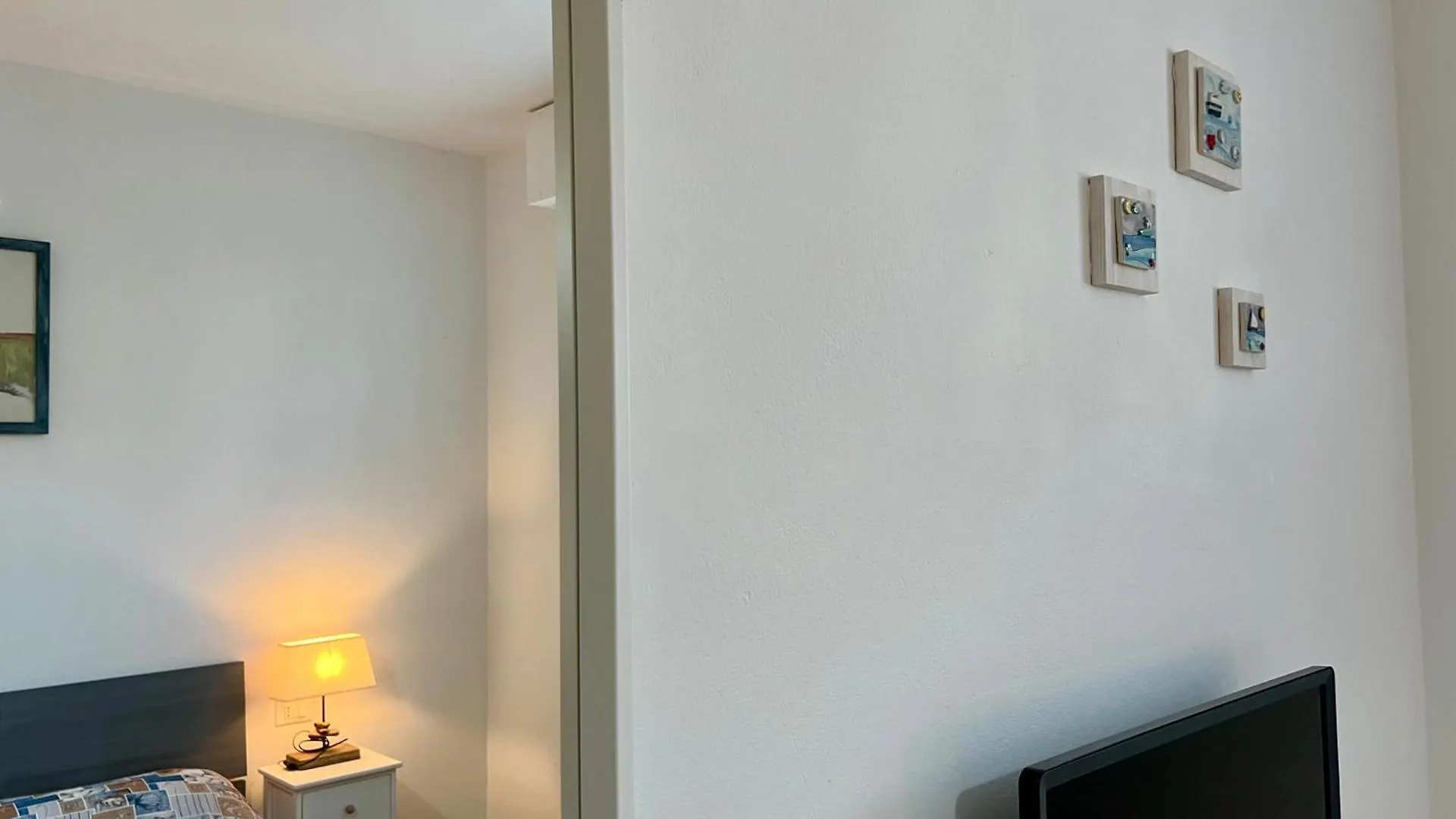 Civiconove - Le Stanze Del Piccolo Marina Apartment Piombino Italy